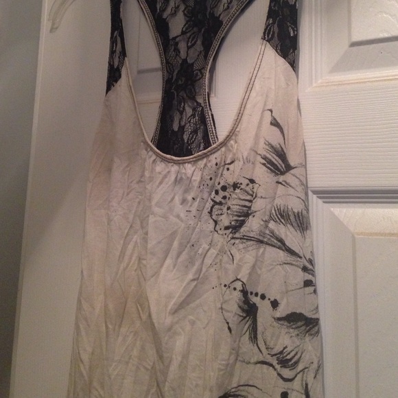 Shirt - Picture 2 of 3