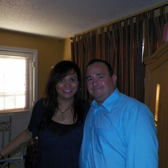 Meet your Posher, Yesenia