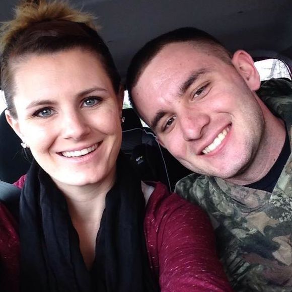 Meet your Posher, Britney - Picture 1 of 1