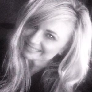 Meet your Posher, Michele