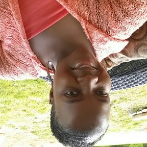 Meet your Posher, Debra