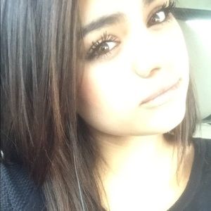 Meet your Posher, Brianna