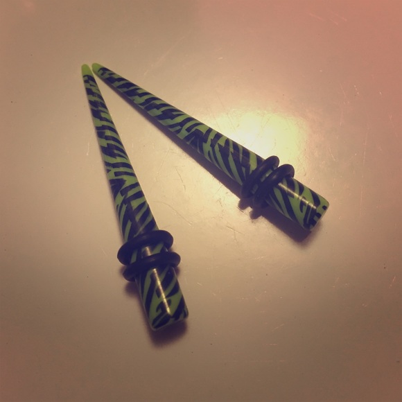 Green tiger striped tapers
