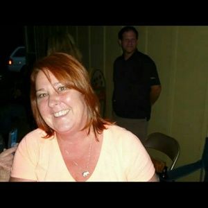 Meet your Posher, Leslie