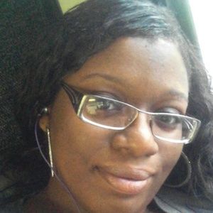 Meet your Posher, Alexandra