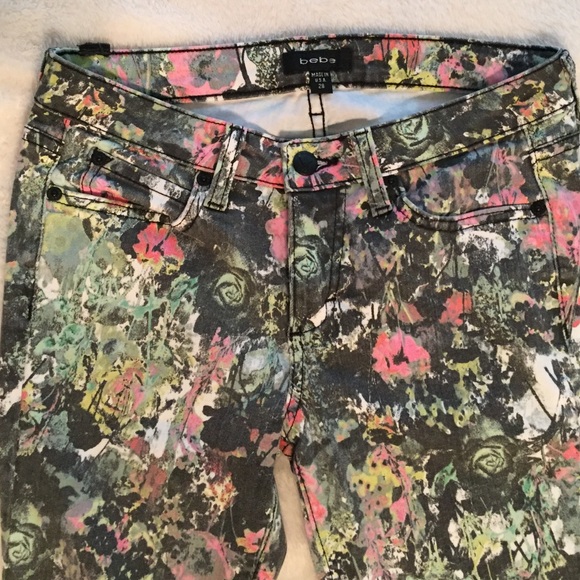 bebe skinny jeans. So cute on!