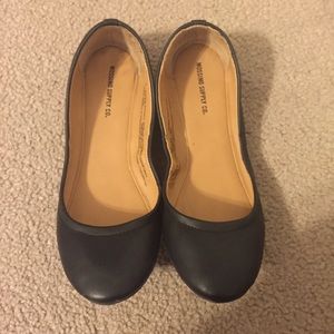 Mossimo black flats 7
