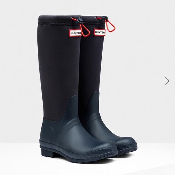 Tall Hunter Navy Neoprene Boots. (W/ bag)