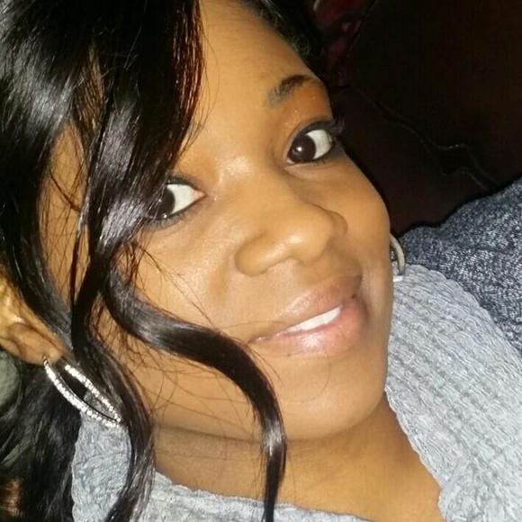 Meet your Posher, Shawndra - Picture 1 of 1