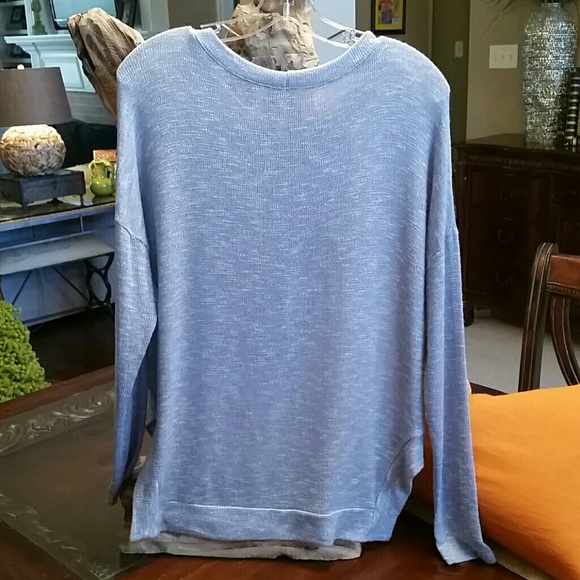 Sweater - Picture 2 of 4