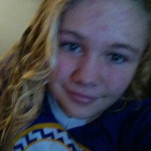 Meet your Posher, Mackenzie