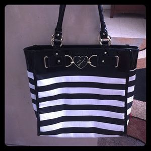 betsey johnson black/white striped purse.