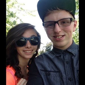 Meet your Posher, Alicia