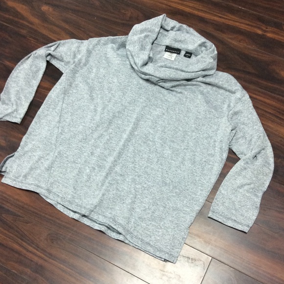 Metaphor Sz Large gray cowl neck shirt Super Cute