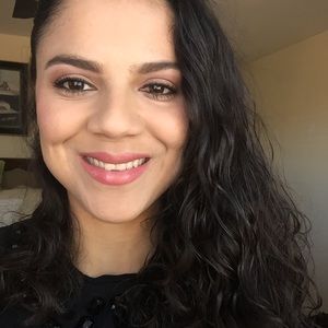 Meet your Posher, Mari