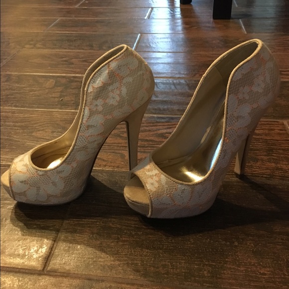Peep toe heels