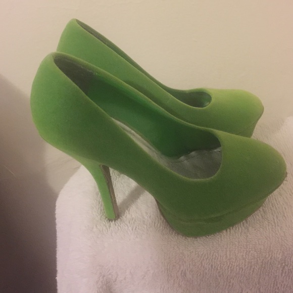 Green pumps