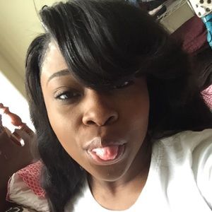 Meet your Posher, Desiree