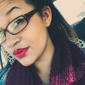 Meet your Posher, Tiara