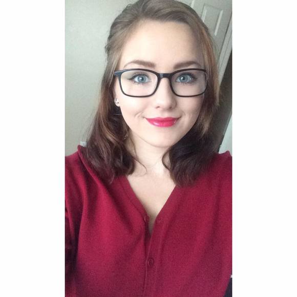 Meet your Posher, Mikaylah - Picture 2 of 2