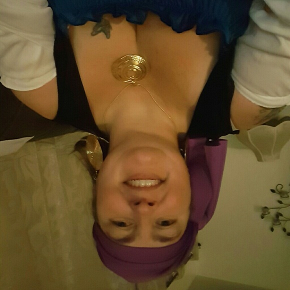 Meet your Posher, Lynn - Picture 1 of 1