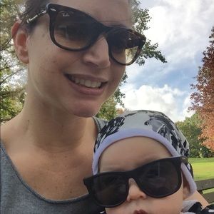 Meet your Posher, Christina