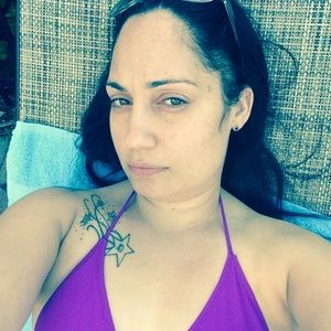 Meet your Posher, Aurora