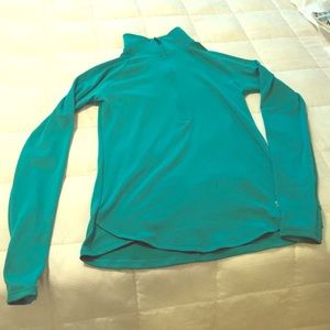 Turquoise Long sleeve under amoure never worn