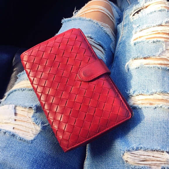 Authentic Bottega Veneta Intrecciato Nappa wallet
