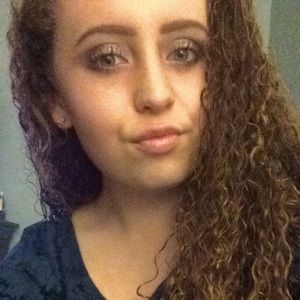 Meet your Posher, Dakota