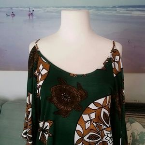 Joyce winged Tribal-Turtle Flowy top
