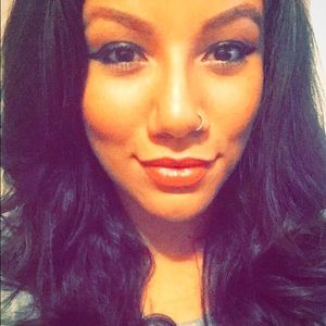 Meet your Posher, Vanessa