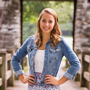 Meet your Posher, Nicole