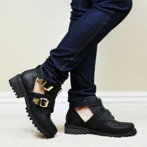 Simon Cut Out Ankle Bootie