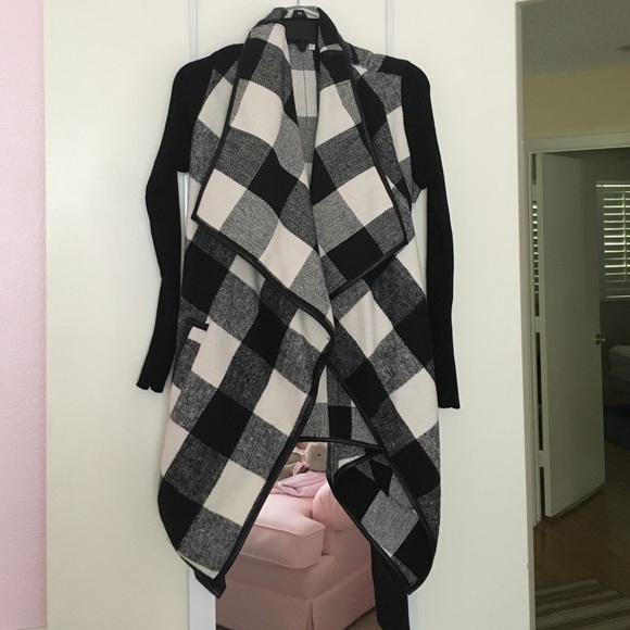 SOLD :: Buffalo plaid sweater jacket