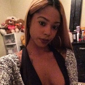 Meet your Posher, Darrisha