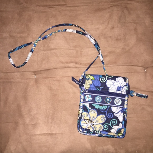Vera Bradley - Picture 2 of 2