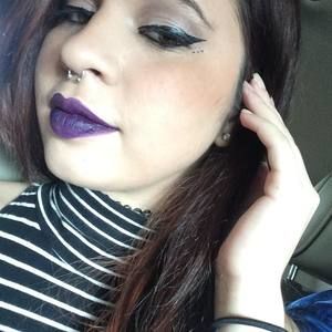 Meet your Posher, Janet