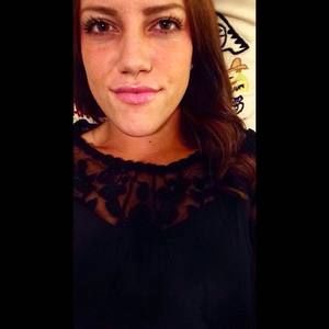 Meet your Posher, Lacey