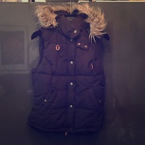 H&M black down puff vest with detachable hood