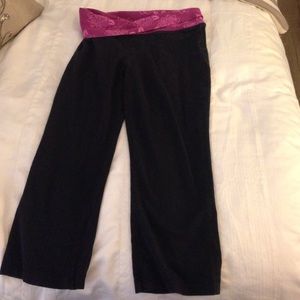 Capri yoga pants