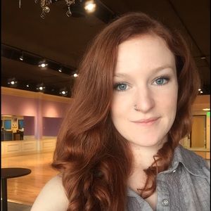 Meet your Posher, Carolyn