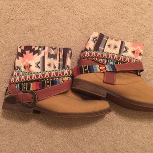 Aztec boots