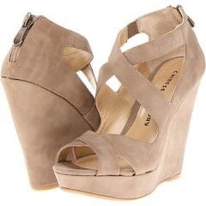 Nude wedges