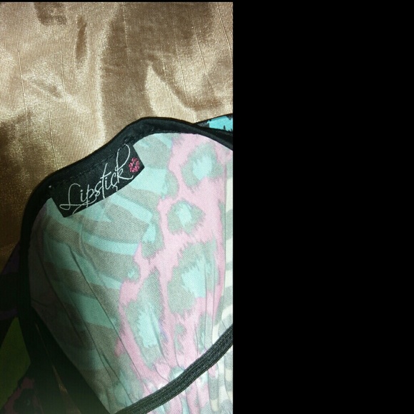 💫(2) New Multi-Color Tank Tops - Picture 3 of 3