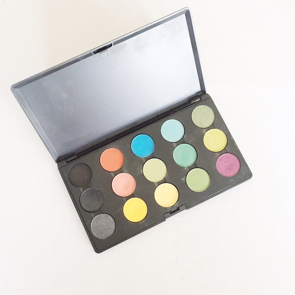 MAC Eyeshadow Customizable Palette ✨