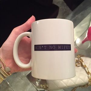 Ain't no wifey mug