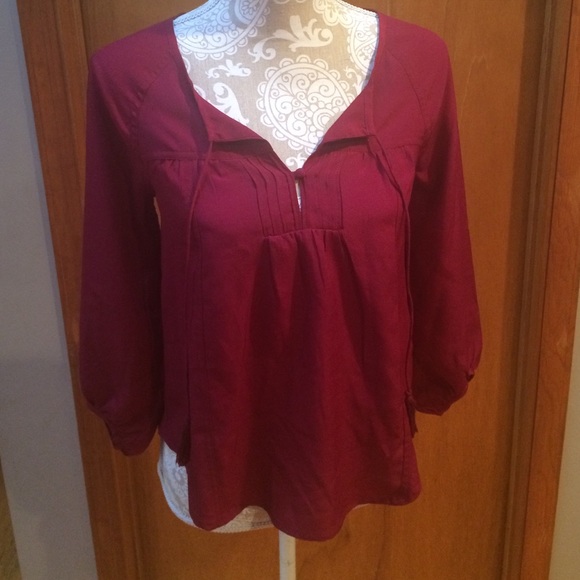 American Eagle blouse. Size XS