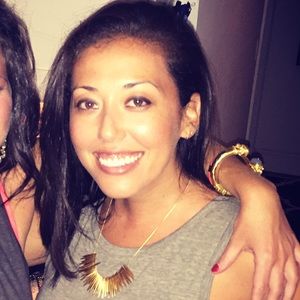 Meet your Posher, Karina