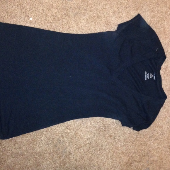 Black vneck!